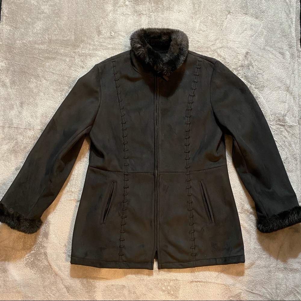 Nautica Black Microsuede Coat
Faux fur